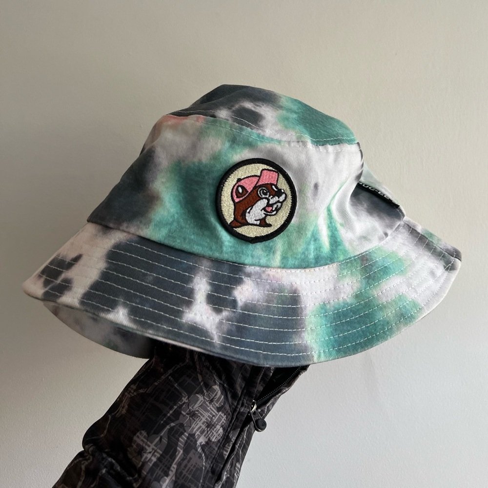 Buc-ee‘s Tie-dye Bucket Hat